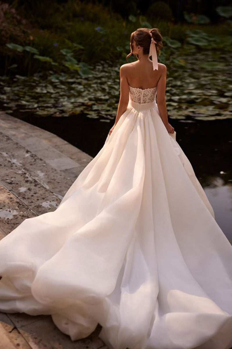 Classical Lace Mermaid Wedding Dresses With Detachable Train – TANYA BRIDAL