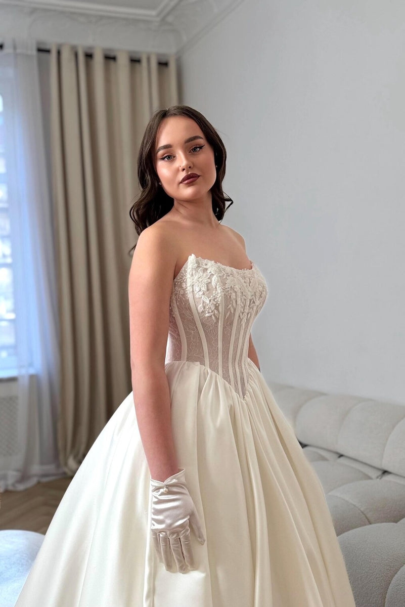 Luxury Princess Wedding Dress Sheer Corset With Floral Lace Appliqués – TANYA BRIDAL