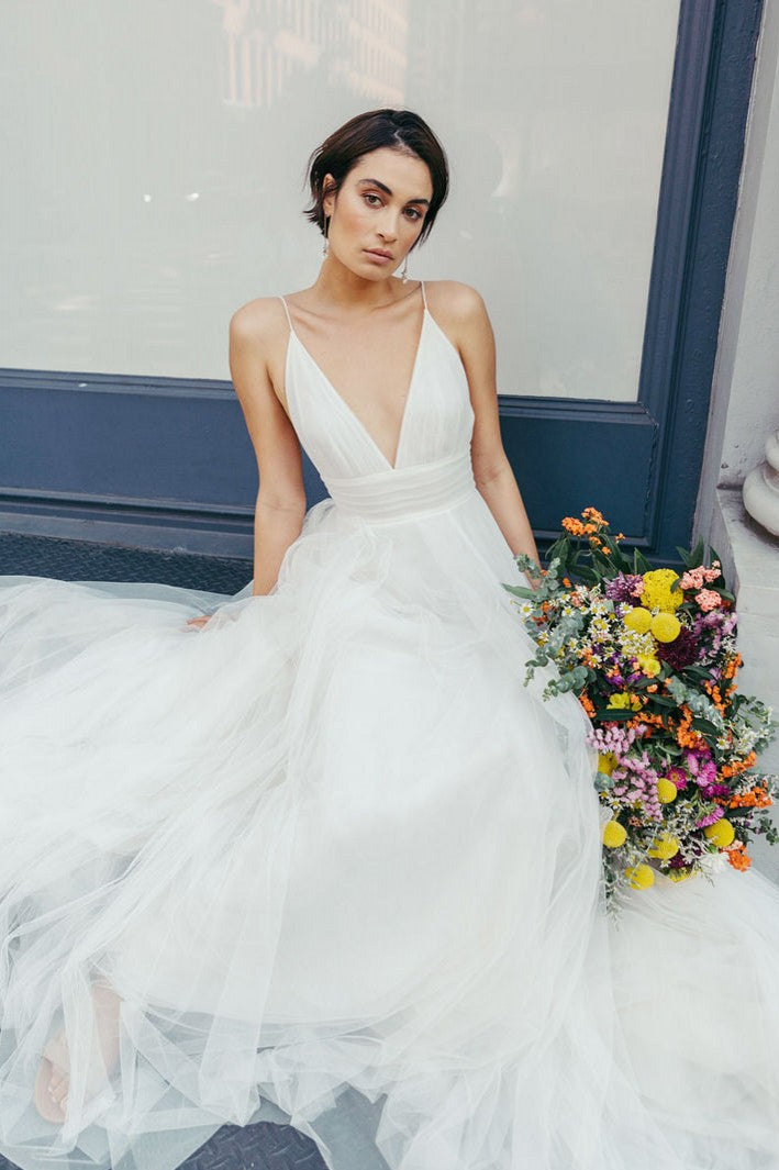 V Neck Tulle Simple Wedding Dresses Chic Spaghetti Strap – TANYA BRIDAL
