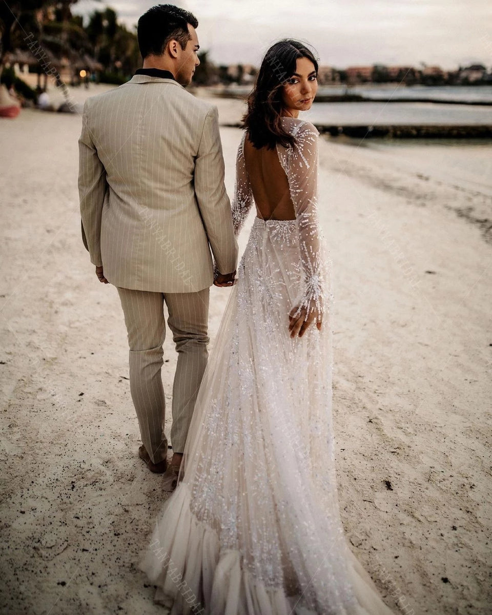 Sparkly-Fireworks-Lace-Wedding