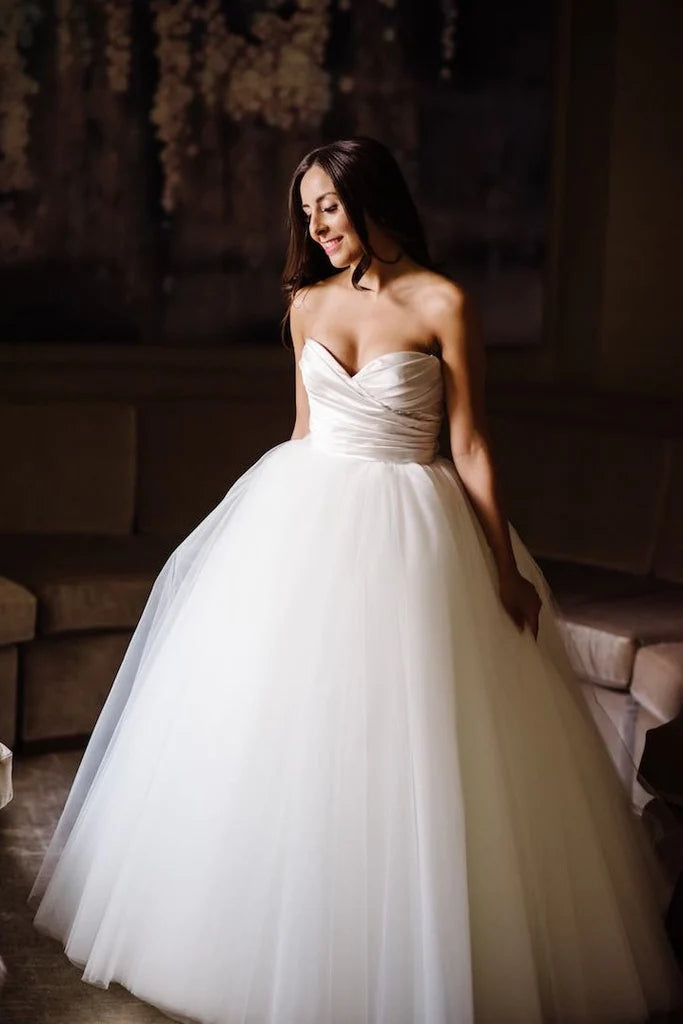 Elegant Tulle Sweetheart Ball Gown Wedding Dresses – TANYA BRIDAL