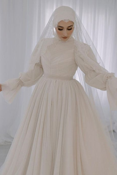 Romantic Pleats Long Muslim Wedding Dress Full Sleeves