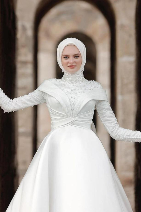 Muslim Pearls Wedding Dress Full Sleeves