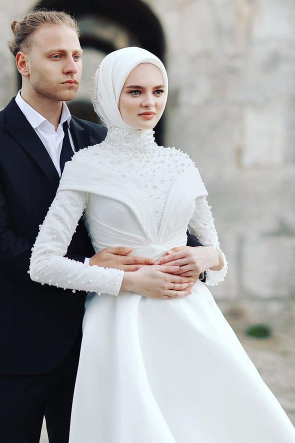 Muslim Pearls Wedding Dress Full Sleeves