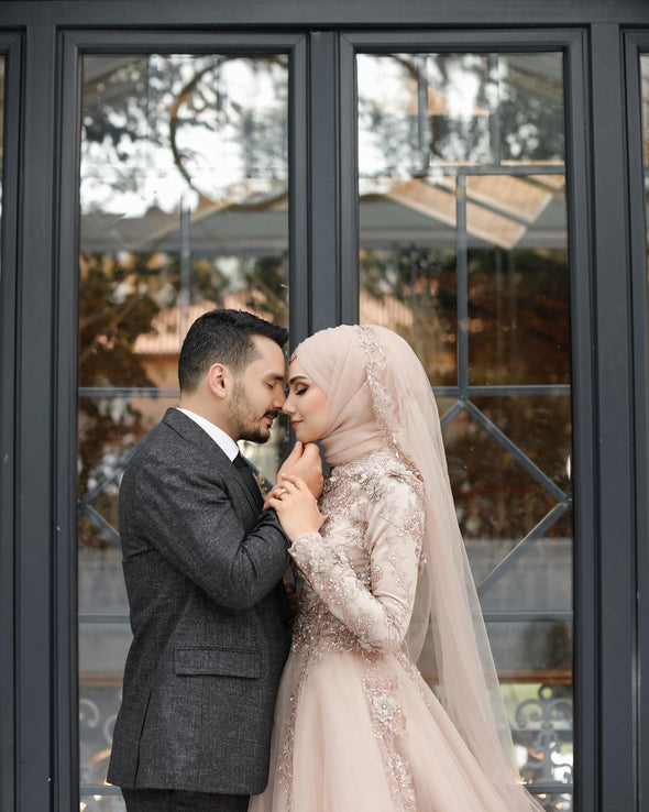 Champagne Long Muslim Wedding Dress With Lace Appliques