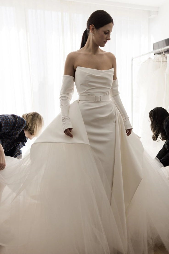 Mermaid Long Wedding Gown With Big Train – TANYA BRIDAL