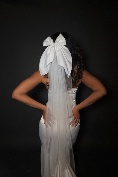#DZ9347 Bow Wedding Veil
