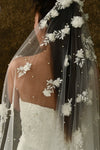 V52 Dreamy Bride Flower Headveil with Haircomb