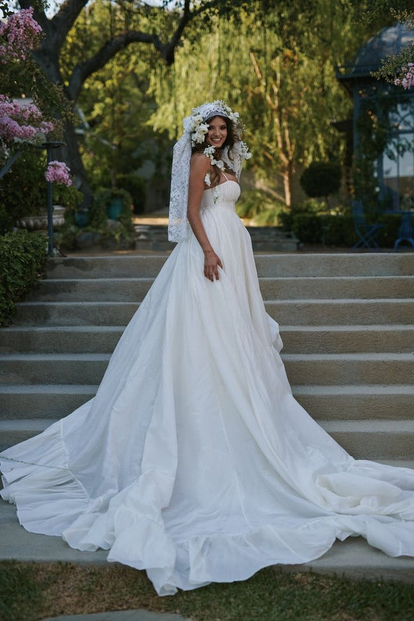 #DZ9356 Vintage Taffeta A Line Long Ruffles Wedding Dress