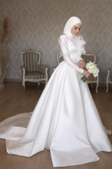Muslim Wedding Dress With Classic Bridal Buttons