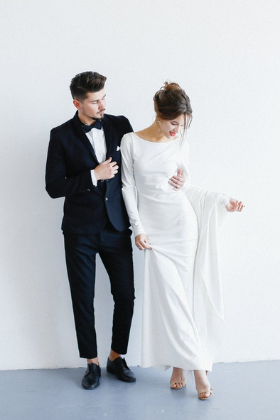 Simple Mermaid Wedding Dress With Long Sleeve