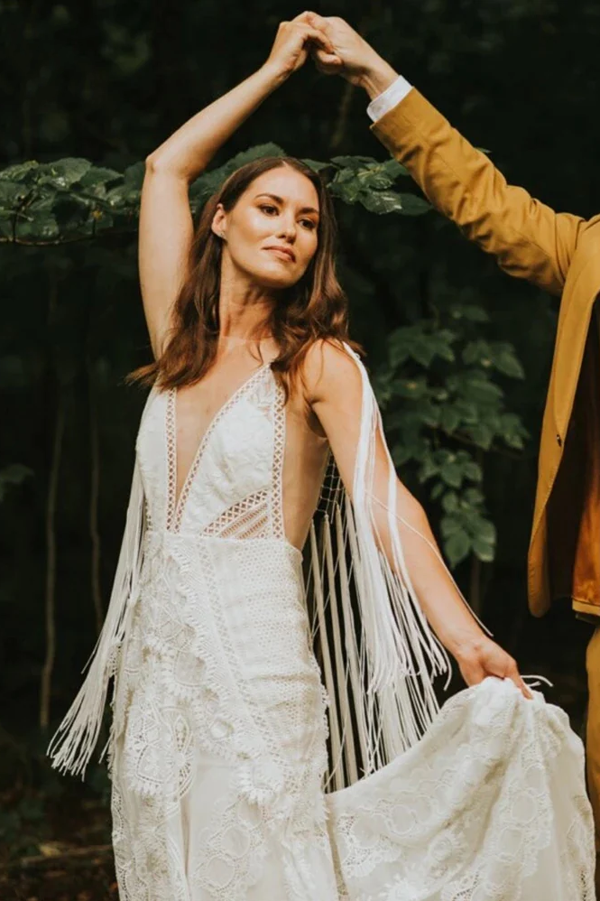 Bohemian Vintage Fringe Wedding Dress Ethereal Tassel Fringe Wedding Dresses Bohemian DW451 Bohemian Vintage Fringe Wedding Dress Ethereal Tassel Fringe Wedding Dresses Bohemian DW451
