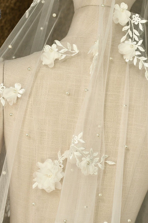 V52 Dreamy Bride Flower Headveil with Haircomb