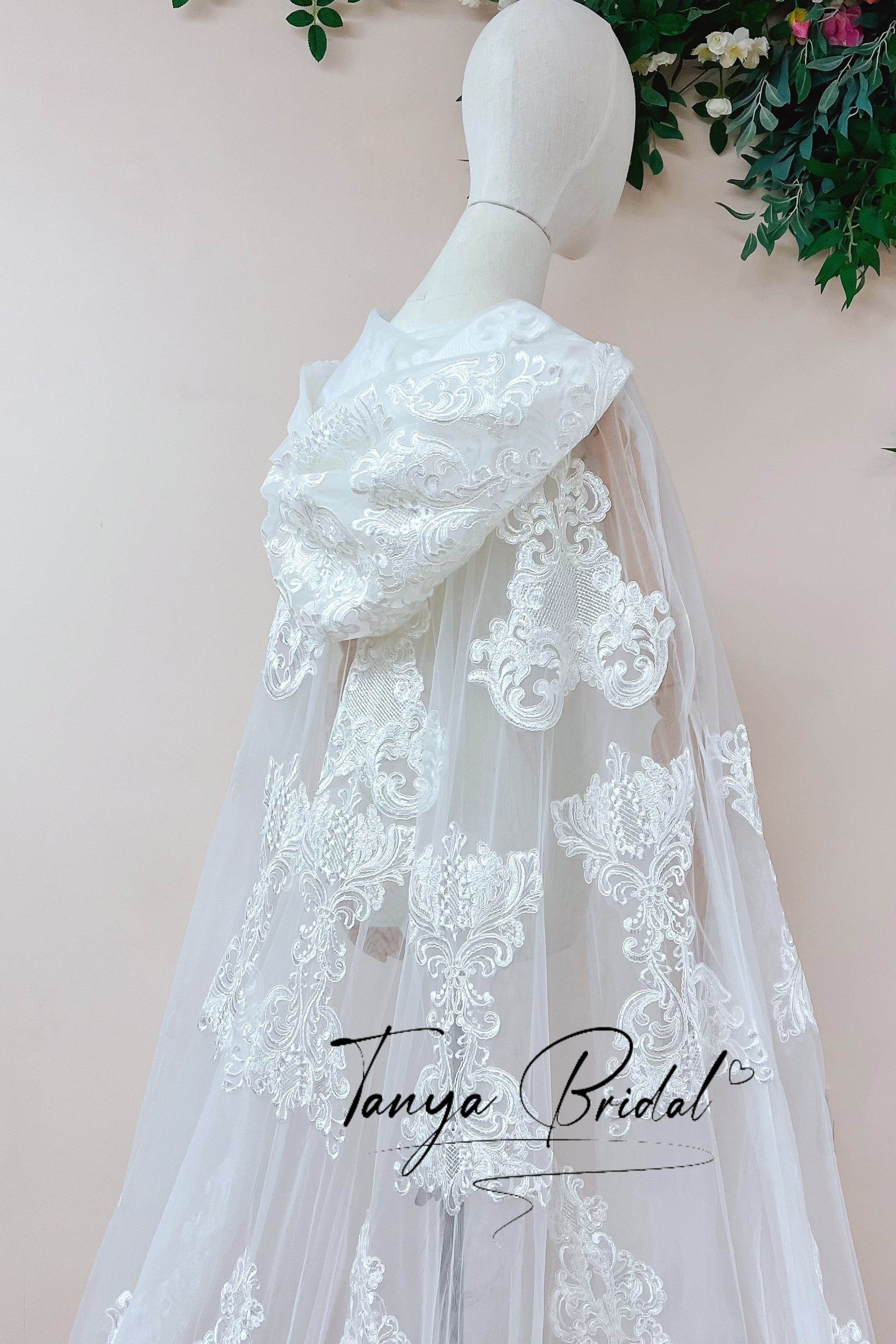 Elegant Lace Wedding Cape With Hood ZJ085 TANYA BRIDAL Elegant Lace Wedding Cape With Hood ZJ085 TANYA BRIDAL