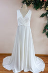 Elegant V Neck Sleeveless A Line Simple Satin Wedding Dress With Veil