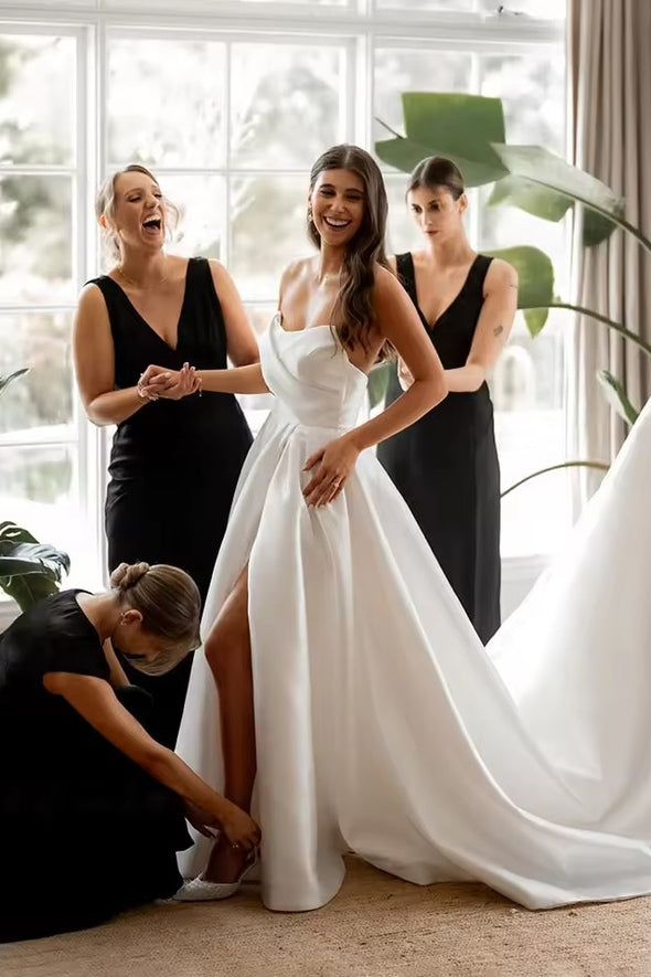 #DZ9333 Wedding Dress Modern Side Split Gathering Skirt