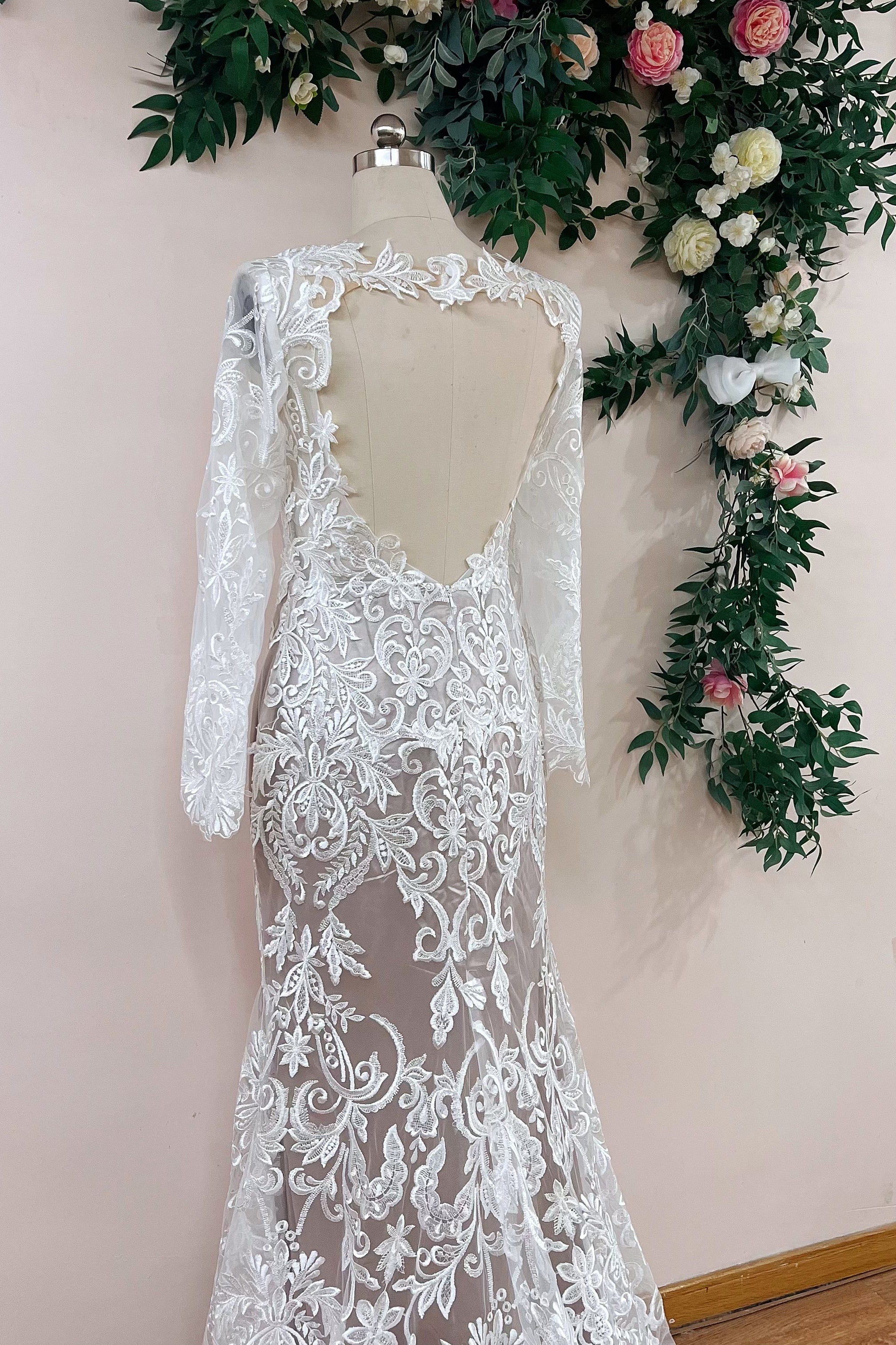 Backless Lace Long Sleeve Mermaid Wedding Dress TBW65 TANYA BRIDAL Backless Lace Long Sleeve Mermaid Wedding Dress TBW65 TANYA BRIDAL