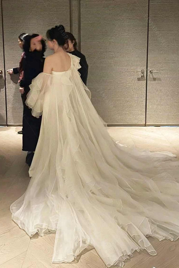 #DZ9427 Elegant Ruffles Wedding Cape Off The Shoulder