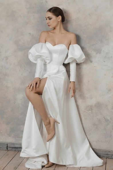 A Line Wedding Dress With Detachable Sleeves Side Split Pearl Veils