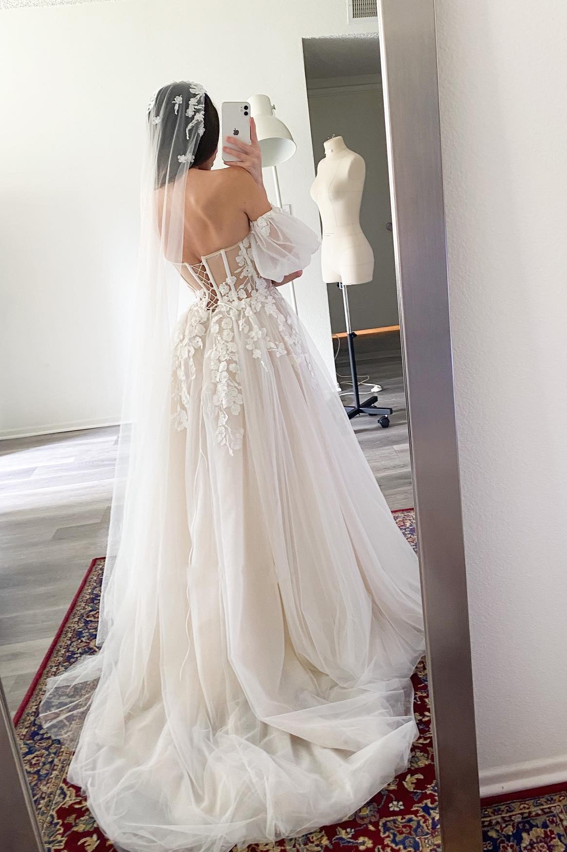 Short Puff Sleeves 3D lace Wedding Dresses Champagne Line – TANYA BRIDAL Short Puff Sleeves 3D lace Wedding Dresses Champagne Line – TANYA BRIDAL
