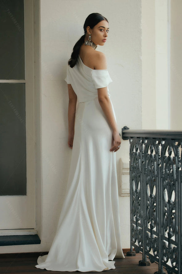 Modernity One Shoulder Wedding Dress With Left Split DW813