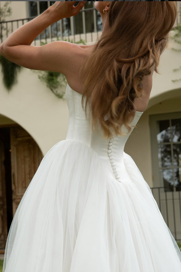 A Line Satin Tulle Wedding Dress Strapless