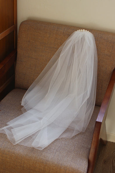 V380 Ivory Short Two Layers Wedding Dress With Comb
