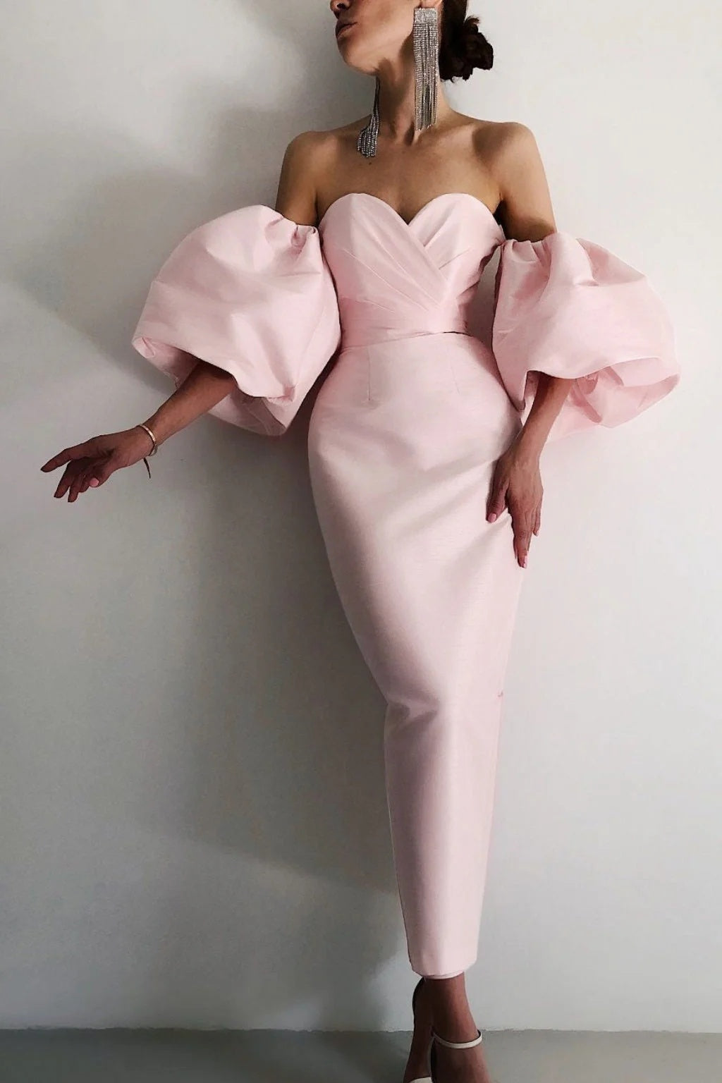 Pink Short Strapless Bridesmaid Dress With Puffy Removable Sleeves TANYA BRIDAL Pink Short Strapless Bridesmaid Dress With Puffy Removable Sleeves TANYA BRIDAL