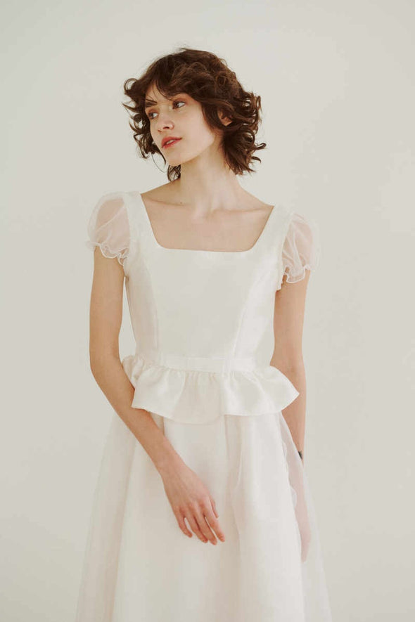 Modest Long Wedding Dress Short Sleeves