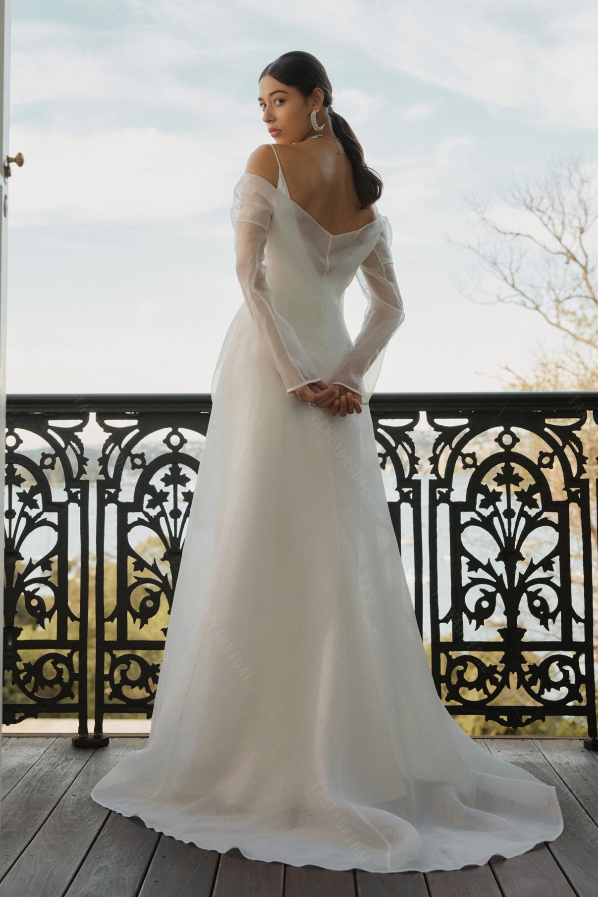Romantic Effortless Wedding Dress With Unique Layering Coat DW814 TANYA BRIDAL Romantic Effortless Wedding Dress With Unique Layering Coat DW814 TANYA BRIDAL