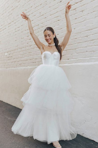 Lovely Cake Tulle Tiered Wedding Gown Floor Length