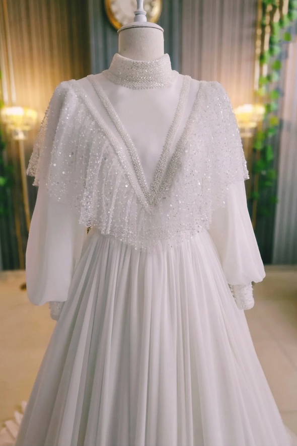 Luxury Muslim Wedding Dress Ruffles Beads Neckline