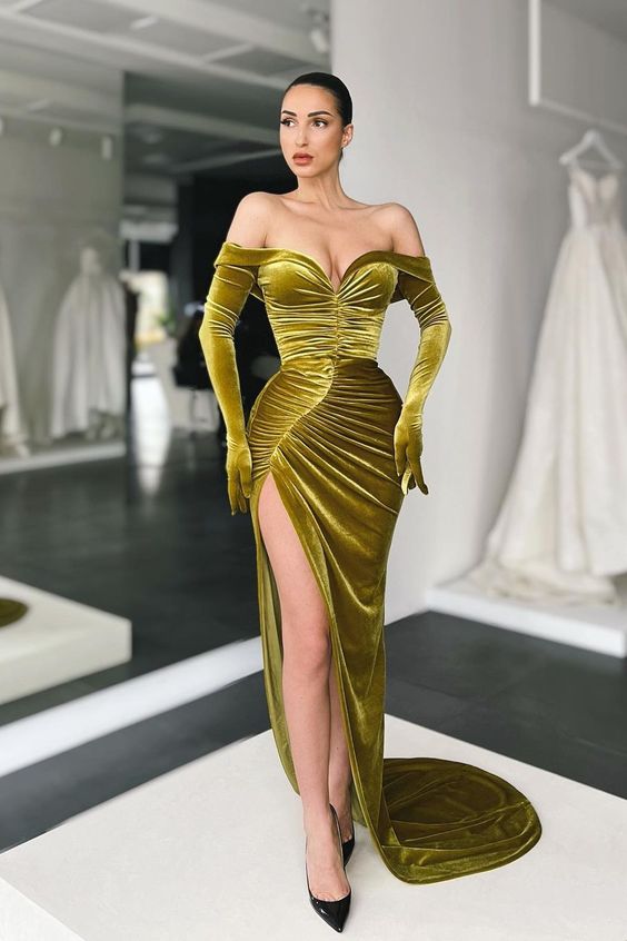 Long Sleeves Velvet Mermaid Prom Dress Split With Gloves - Long Sleeves Velvet Mermaid Prom Dress Split With Gloves -