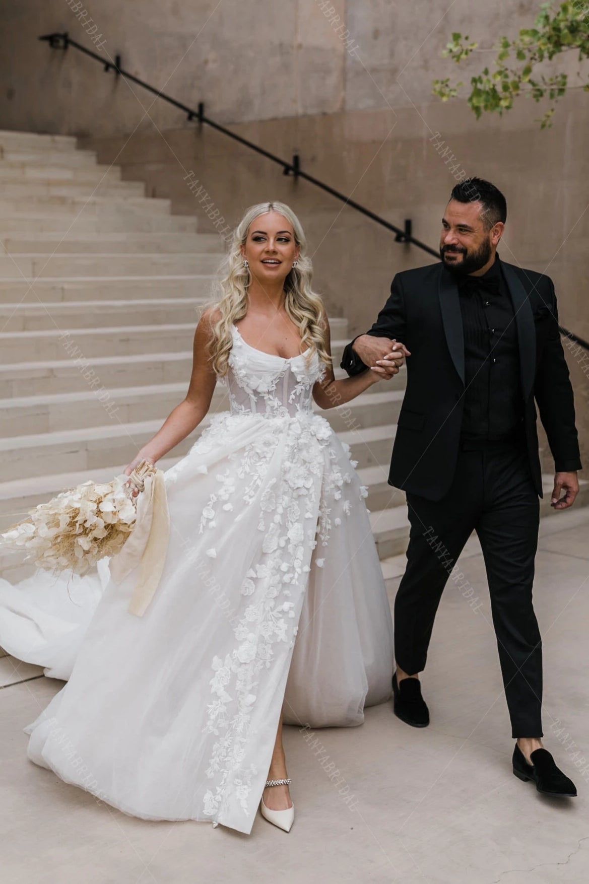 Square Neck A-Line Wedding Dresses Lace Engagement Noivas DW539 TANYA BRIDAL Square Neck A-Line Wedding Dresses Lace Engagement Noivas DW539 TANYA BRIDAL