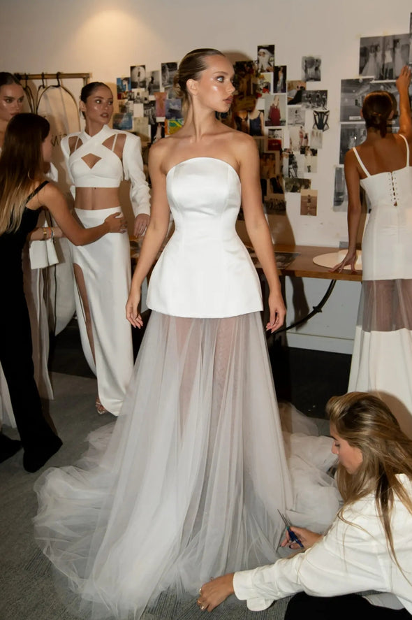 Strapless A Line Wedding Dresses Fashion Bridal Gowns Chic DW886