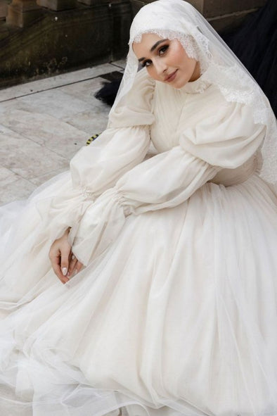 Romantic Pleats Long Muslim Wedding Dress Full Sleeves