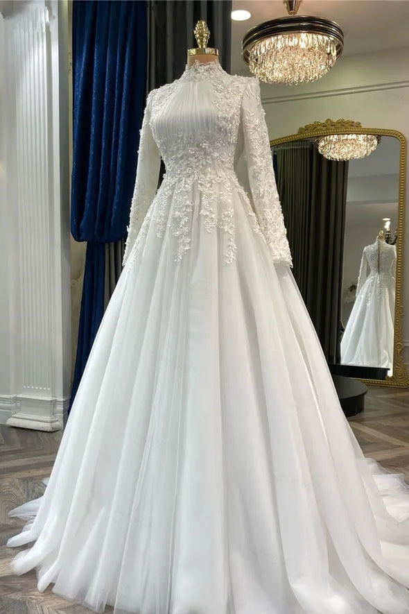 Elegant Muslim Wedding Gown Arabic Dubai Long Sleeves Bridal Dress