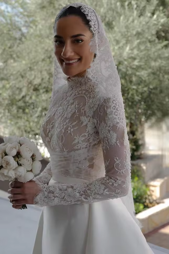 #DZ9375 Meerjungfrau-Brautkleid mit Schleier-Applikationen