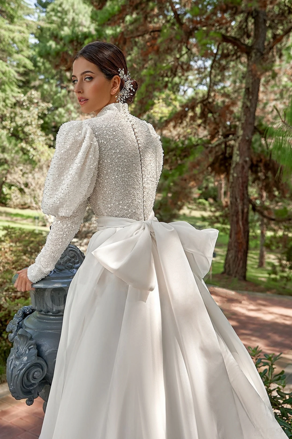 Luxury Heavy Beads Long Sleeves A Line Wedding Gown