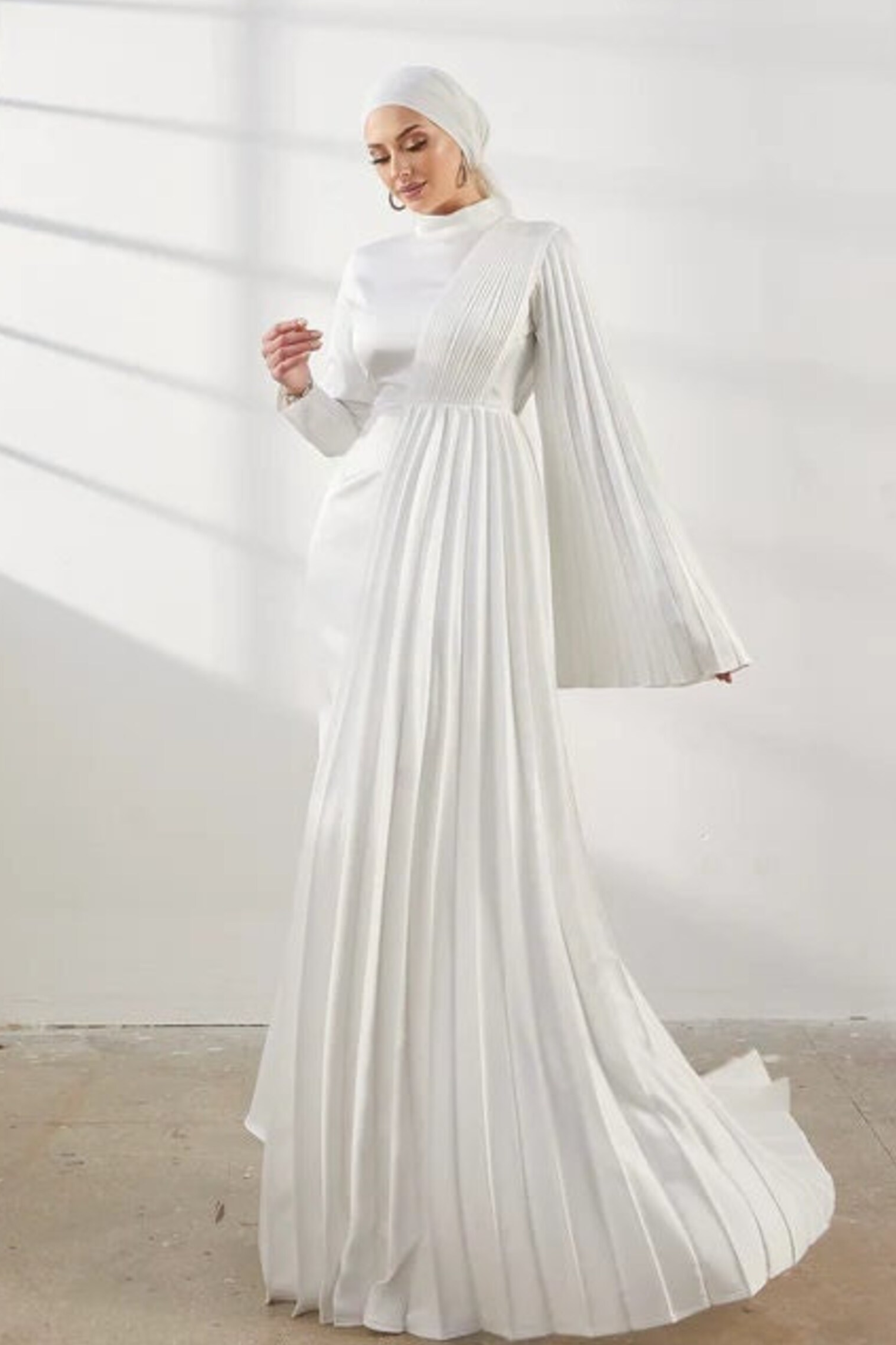 Crimping Full Sleeves Long Muslim Wedding Dress TANYA BRIDAL Crimping Full Sleeves Long Muslim Wedding Dress TANYA BRIDAL