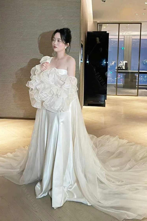 #DZ9427 Elegant Ruffles Wedding Cape Off The Shoulder
