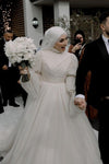 Romantic Pleats Long Muslim Wedding Dress Full Sleeves