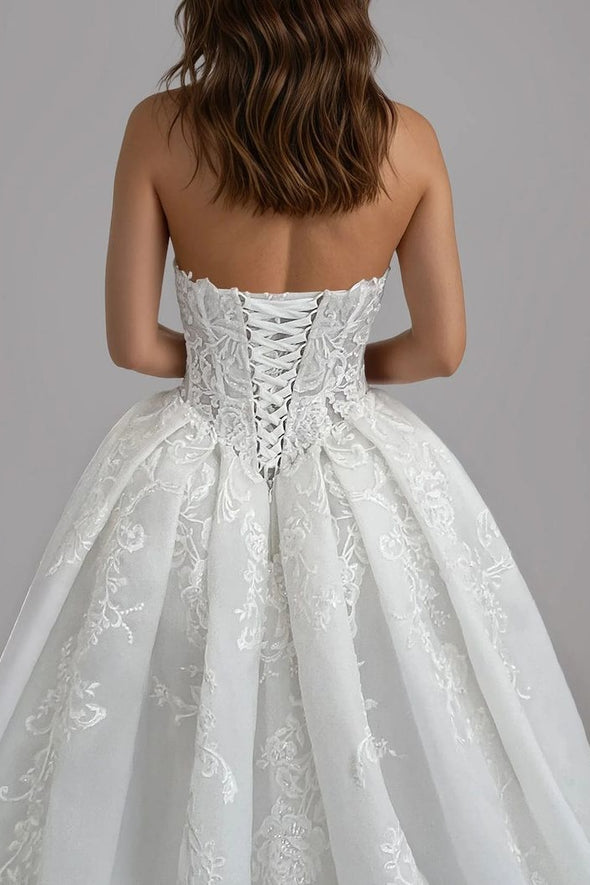 #DZ9404 Romantic Lace Appliques Wedding Gown