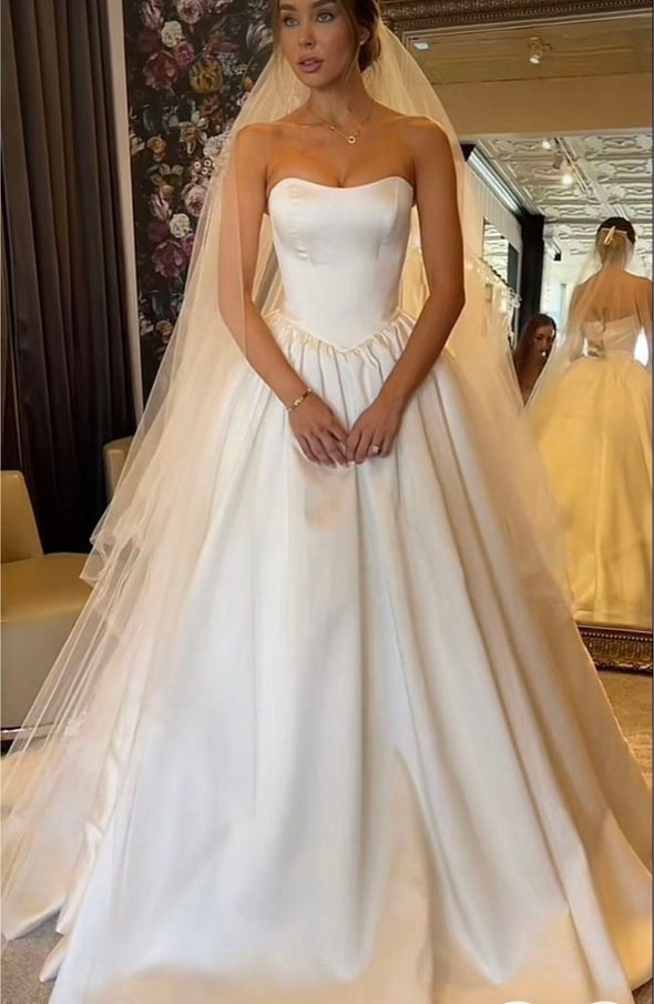 Romantic Satin Ball Gown Long Wedding Dress Strapless