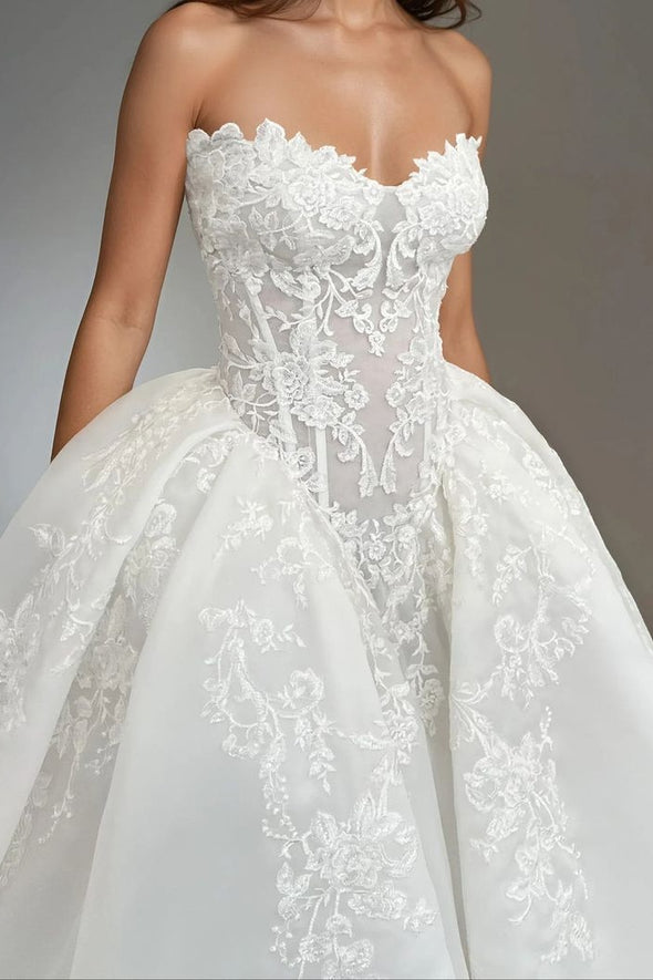 #DZ9404 Romantic Lace Appliques Wedding Gown
