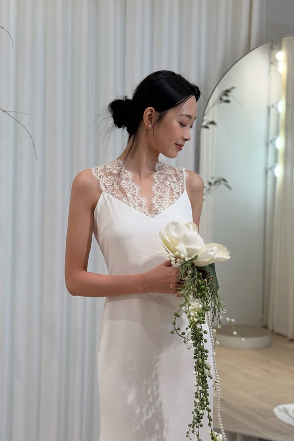 #DZ9308  Simple Wedding Dress With Lace Sash