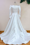 Simple Satin Muslim Wedding Dress Full Sleeves With Buttons
