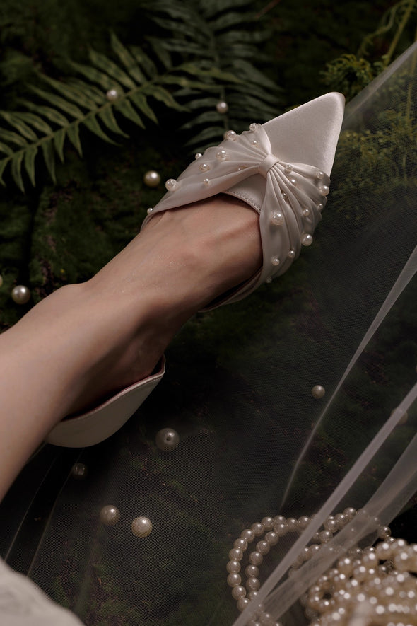 Bow Fold Pearl Wedding Shoes