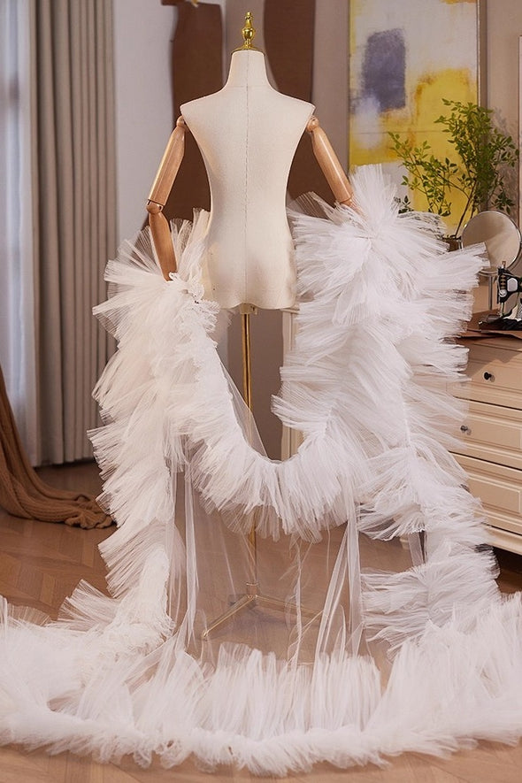 Off White Plisse Tulle Performance Cape Runway Costumes Outfit