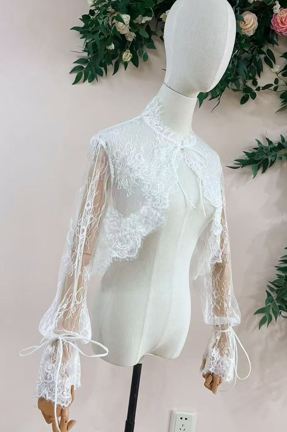 Romantic Lace Long Sleeves Wedding Jacket